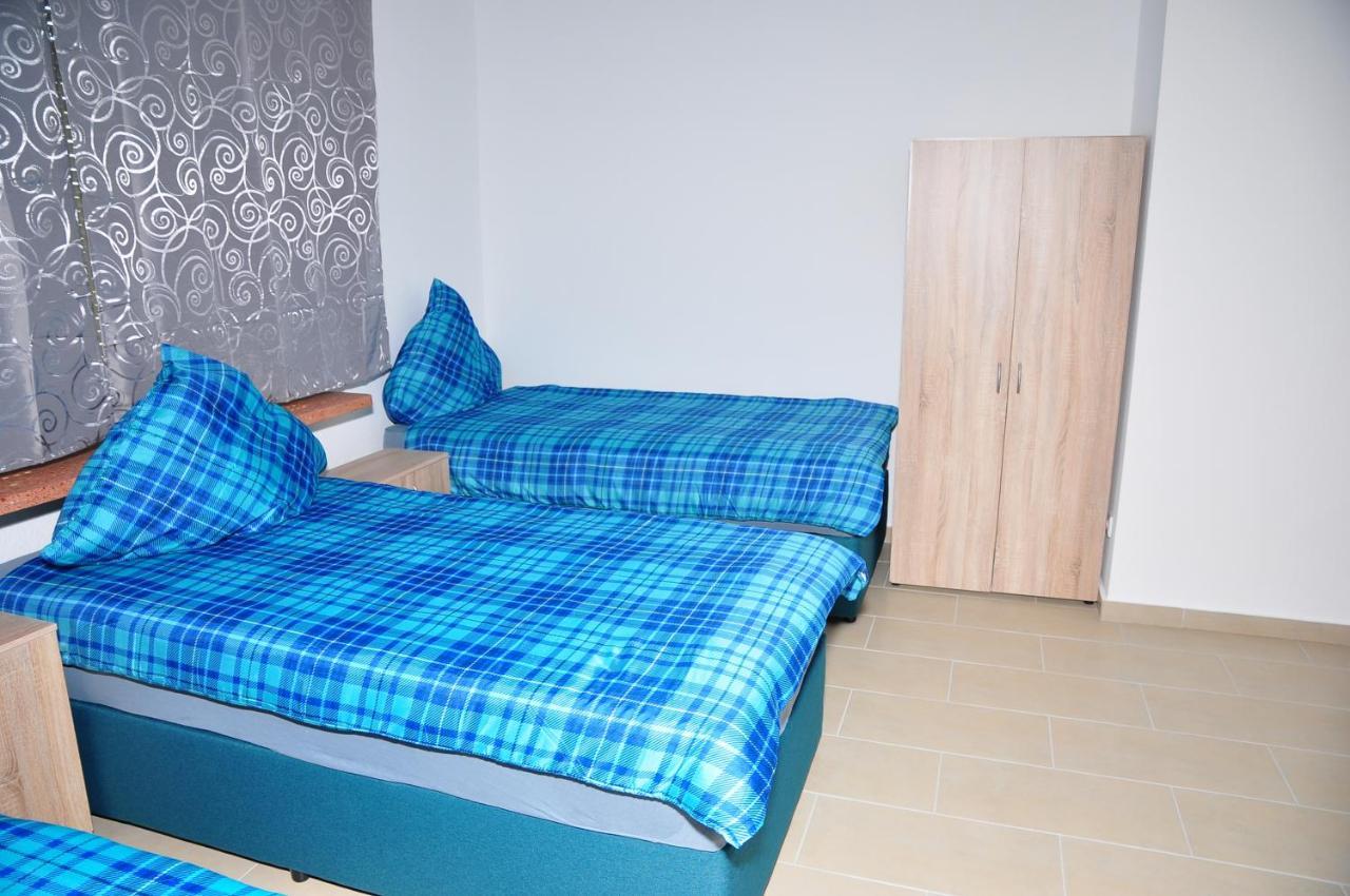 Weisenau Plaza Hostel